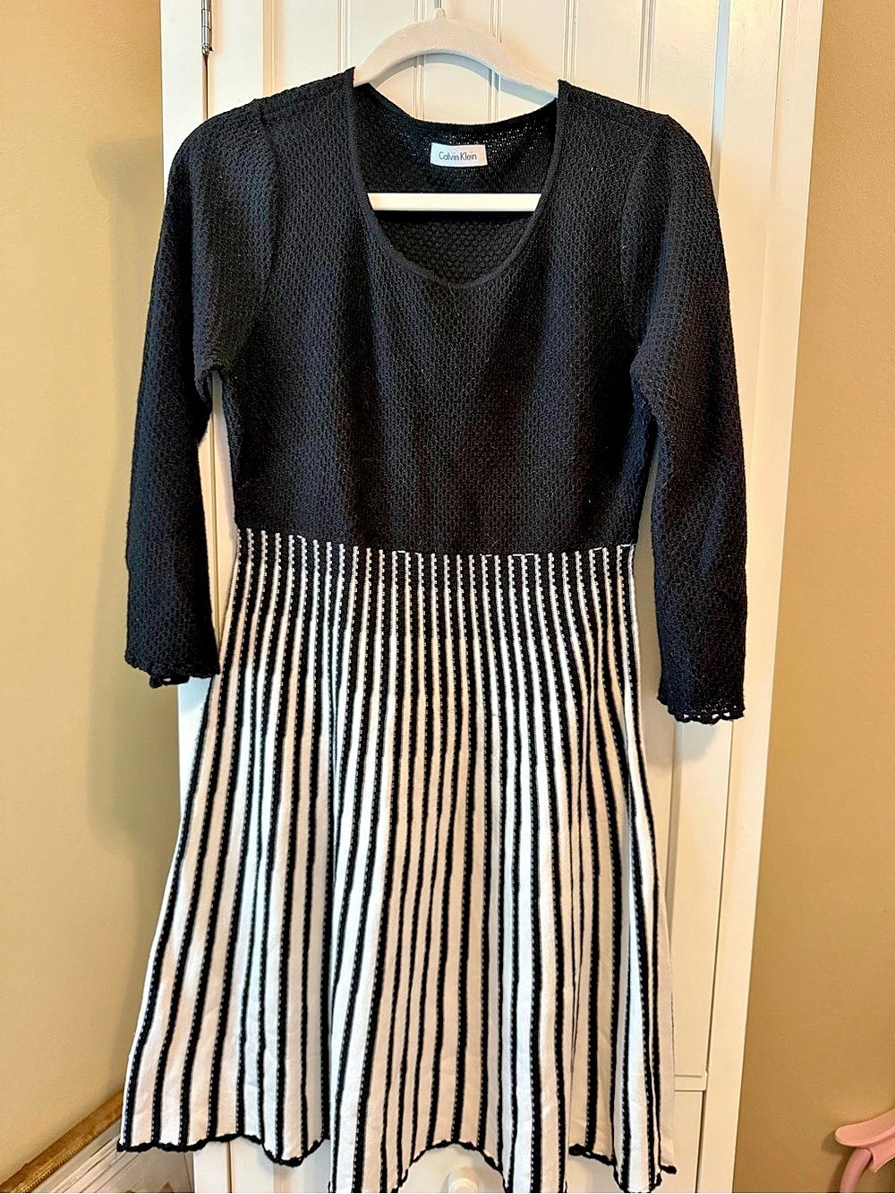Calvin Klein Striped Knit Midi Dress Black & White Size Medium NWT
